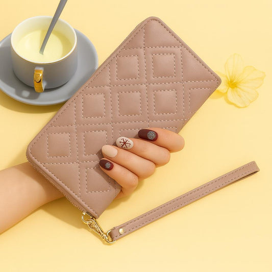 Elegant Quilted PU Leather Wallet Premium Zipper Clutch Purse with Wrist Strap for Women