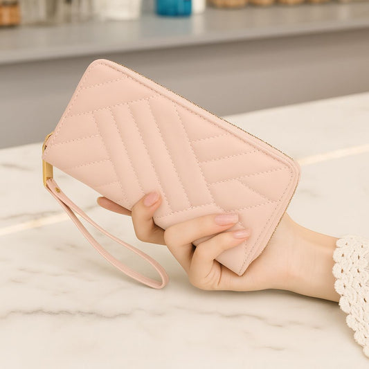 Luxury Quilted Leather Wallet for Women – Elegant Zipper Clutch Purse with Wrist Strap