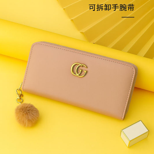 Stunning Quilted Leather Wallet for Women  Elegant Zipper Clutch Purse with Wrist Strap