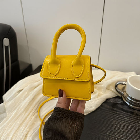 Trendy Mini Crossbody Bag  Compact Fashion Handbag for Daily Use