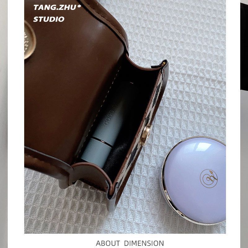 Chic Mini Argyle Crossbody Bag with Gold Chain Strap