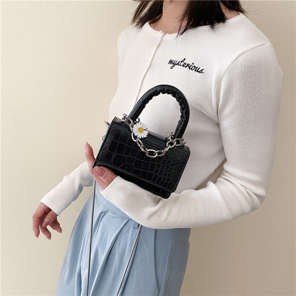 Elegant Croc Pattern Mini Handbag with Chain Strap – Black