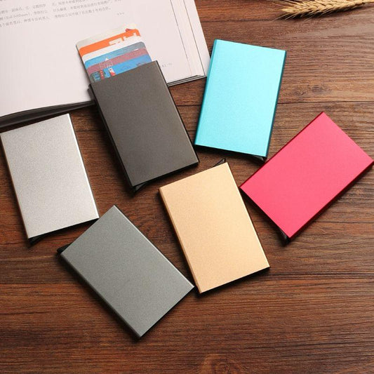 Slim Aluminum Card Case – Compact Credit Card Protector for Men & Women