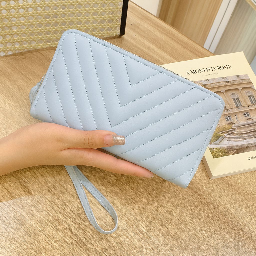 Classic Women’s Zip-Around Wallet  Stylish PU Leather Clutch Purse