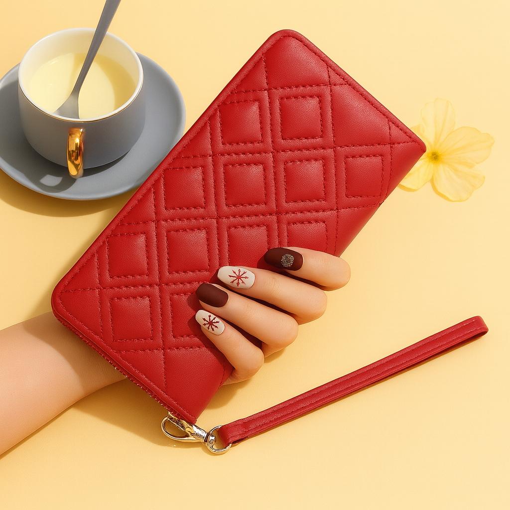 Elegant Quilted PU Leather Wallet  Premium Zipper Clutch Purse with Wrist Strap for Women